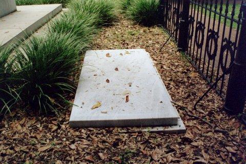 A3.TOMB OF CASIMIR PULASKI